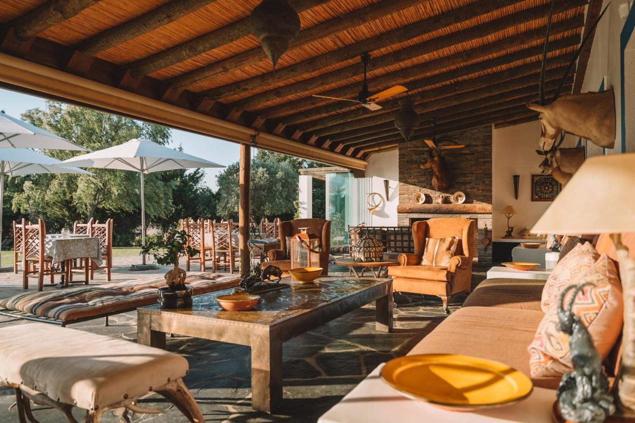 Vale Do Manantio Hotel Moura Exterior photo